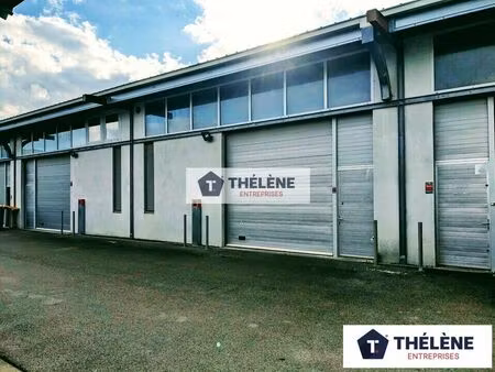 location commerce 150 m² à castries (34160)