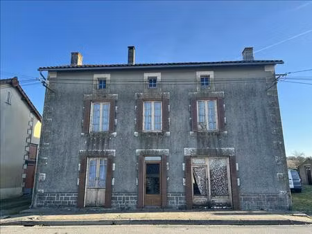 vente maison 5 pièces 124 m² hiesse (16490)