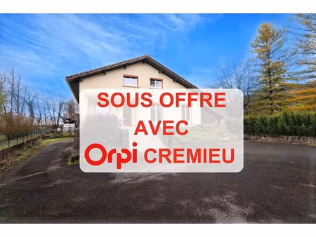 vente maison 5 pièces 161 m² à montagnieu (01470)  300 000 €