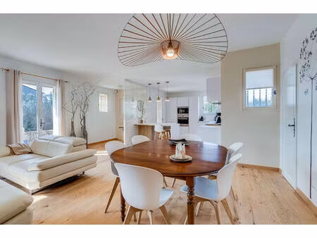 baisse de prix !! magnifique 3 pieces avec jardin et terrasse a 5 minutes de la plage