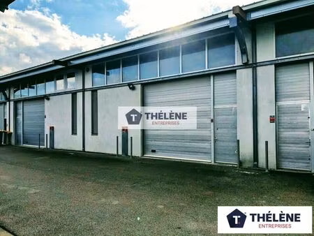 location local commercial 150m2 castries 34160 - 1250 € - surface privée