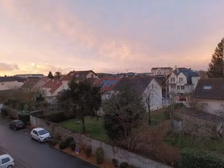 location meublée appartement 4 pièces 84 m² à chartres (28000)  1 180 €