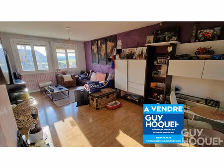 a vendre maison 4 pieces avec garage et terrain