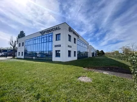 à louer : bureaux modernes à chalon sud - 180 m²