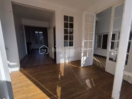 immeuble mixte de 344 m² à saint-victurnien