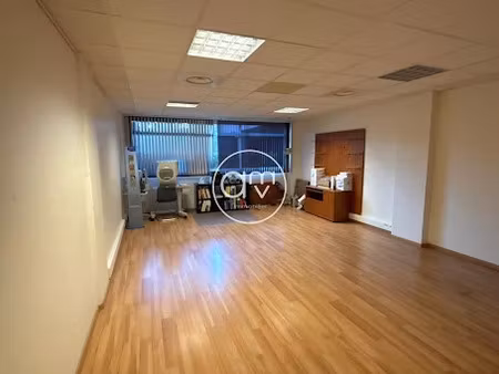 vente locaux professionnels 0 pièces 40 m² à la valette-du-var (83160)  129 000 €