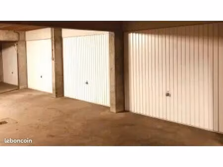 location box fermé porticcio