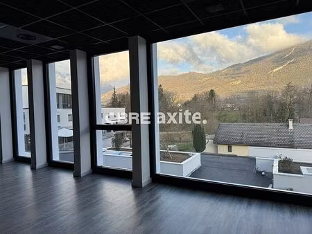 location bureau challes les eaux 106 m²