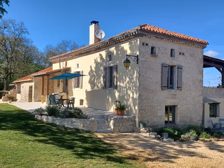 maison/villa de standing à mauroux