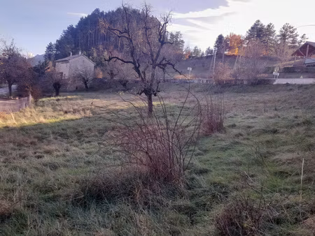 recoubeau-jansac : terrain constructible de 2.700m2