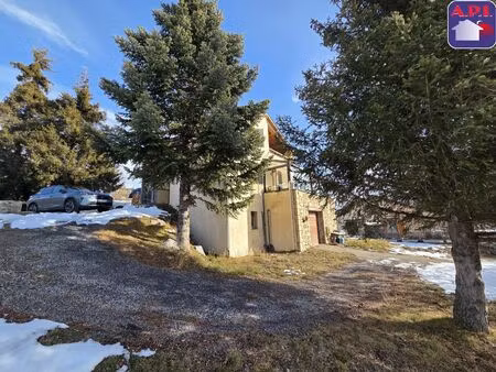 vente maison 4 pièces 137 m² font-romeu-odeillo-via (66120)