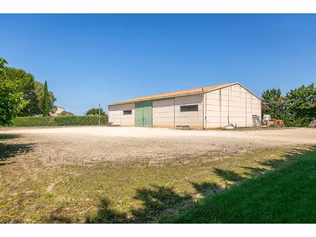 vente commerce 6 pièces 380 m² mallemort (13370)