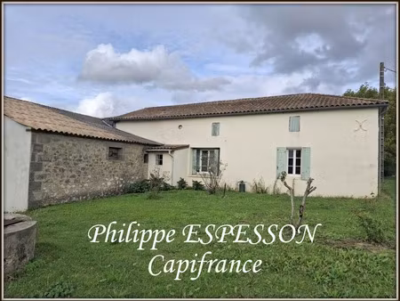 corps de ferme en pierre sur un parc de 14000 m2 sur levignac de guyenne (47)