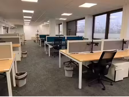 location locaux professionnels 187 m² à saint-cloud (92210)  4 520 €