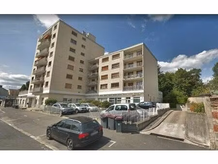 location stationnement  13.85 m² t- à avon  105 €
