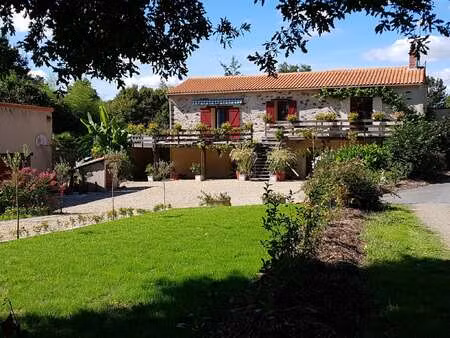 vente maison à vihiers (49310) : à vendre / 190m² vihiers