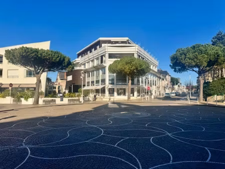 local professionnel à vendre la baule escoublac 5 pièce(s) 104m2 624 000€