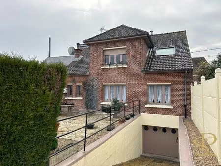 vente maison 7 pièces 150 m² roye (80700)