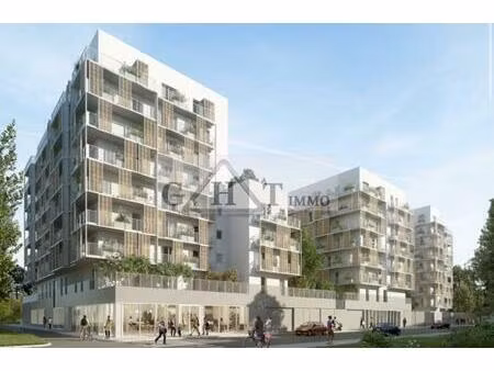 local commercial de 278 m2 a vendre à ris-orangis