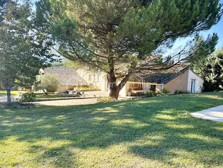 demeure de 250 m² à simiane-la-rotonde