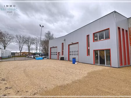 location commerce 268 m² à péronnas (01960)