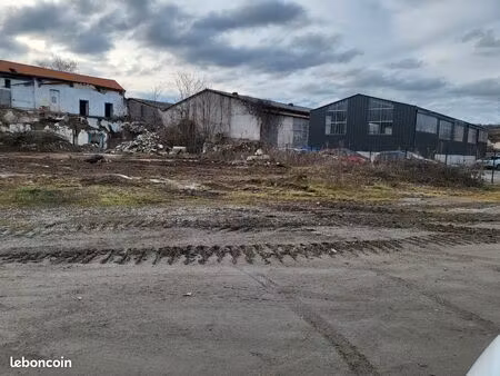 terrain en zone industrielle