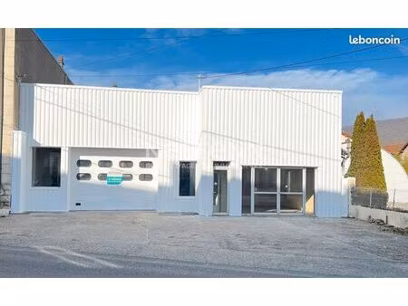 local 260 m² lavelanet