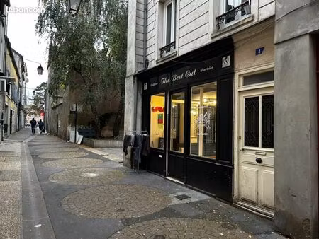 ?murs commerce 30m2 ?