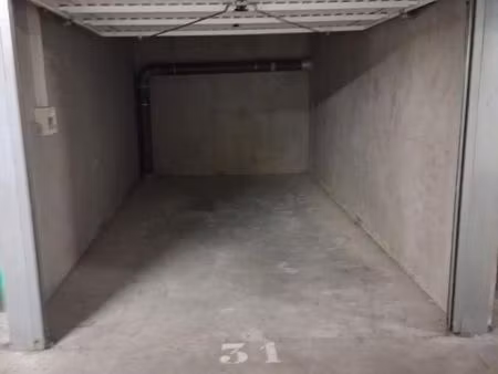garage/box blagnac
