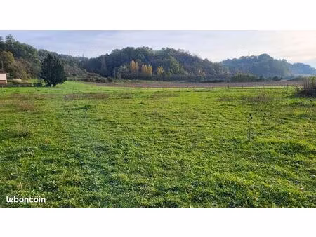 terrain constructible 7700m2
