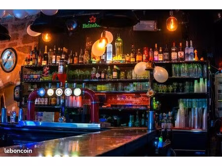 bar - cabaret - restaurant licence iv à figeac