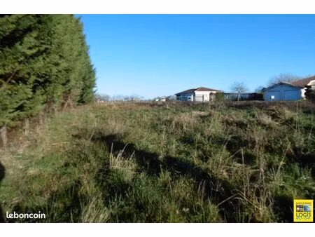 terrain 1035 m² oeyregave