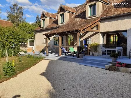 maison 4 pièces 147 m²