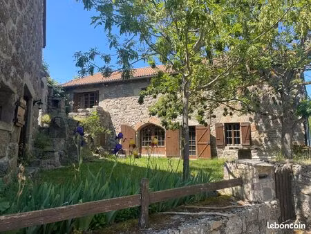 propriété 9 pièces 220 m²