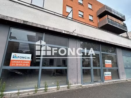 local commercial 133 m²