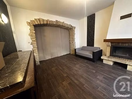 immeuble 120 m² etain