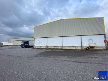 entrepôt 3600 m² mortree
