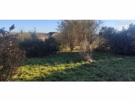 terrain 1 097 m² le palais sur vienne