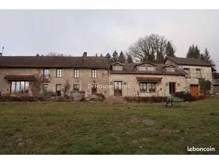 propriété 12 pièces 323 m²
