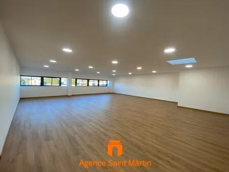 location commerce 126 m² à montélimar (26200)