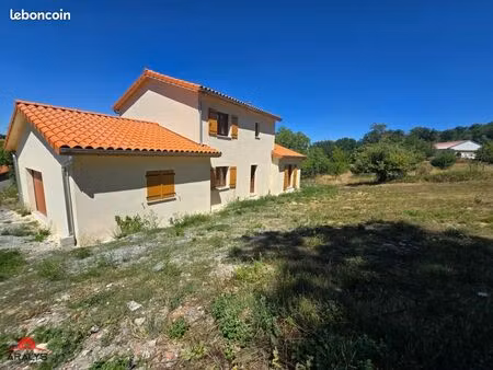 maison 5 pièces 151 m²