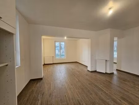 prestigieuse maison en location saint-germain-en-laye  île-de-france