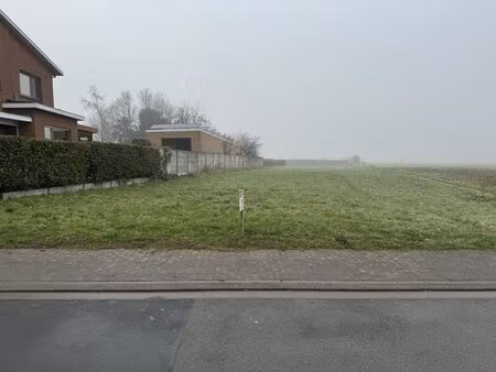 terrain à bâtir à chièvres