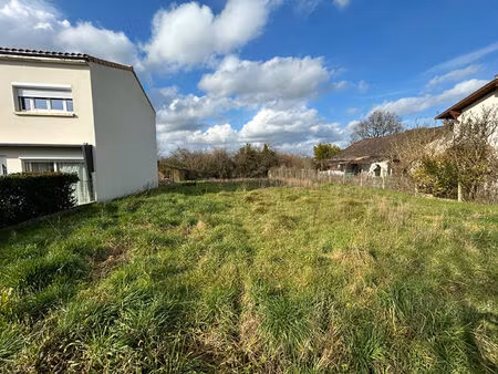 terrain plein centre ville