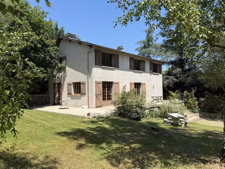 propriete avec grand parc proche objat