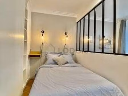 studio meublé avec ascenseur