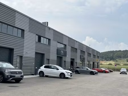 location entrepôt 2 pièces