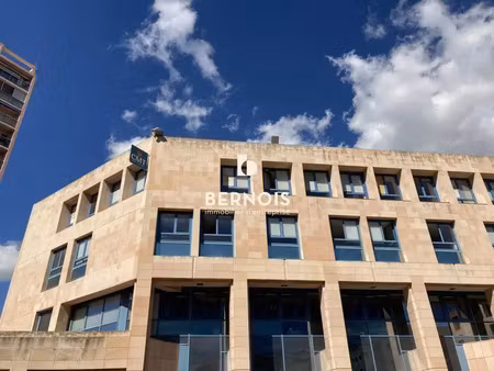 location bureau toulon 83000