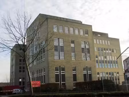 commercieel te huur in elsene