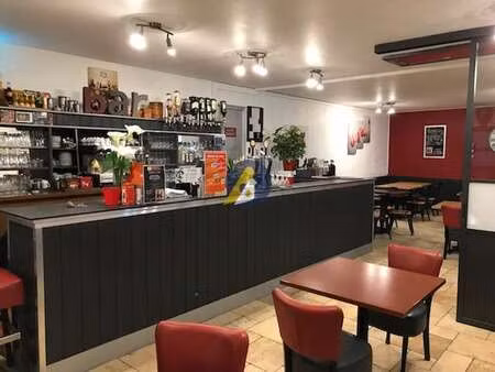 vente bureaux et commerces à beaulieu-sous-la-roche (85190) : à vendre / beaulieu-sous-la-